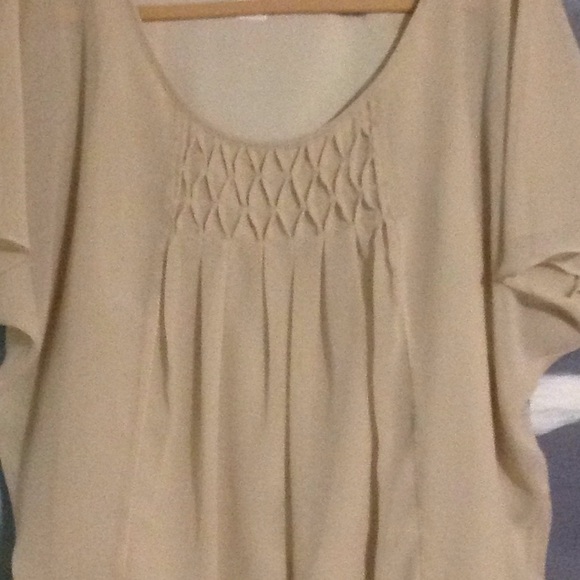 Lovely peasant top - Picture 3 of 4